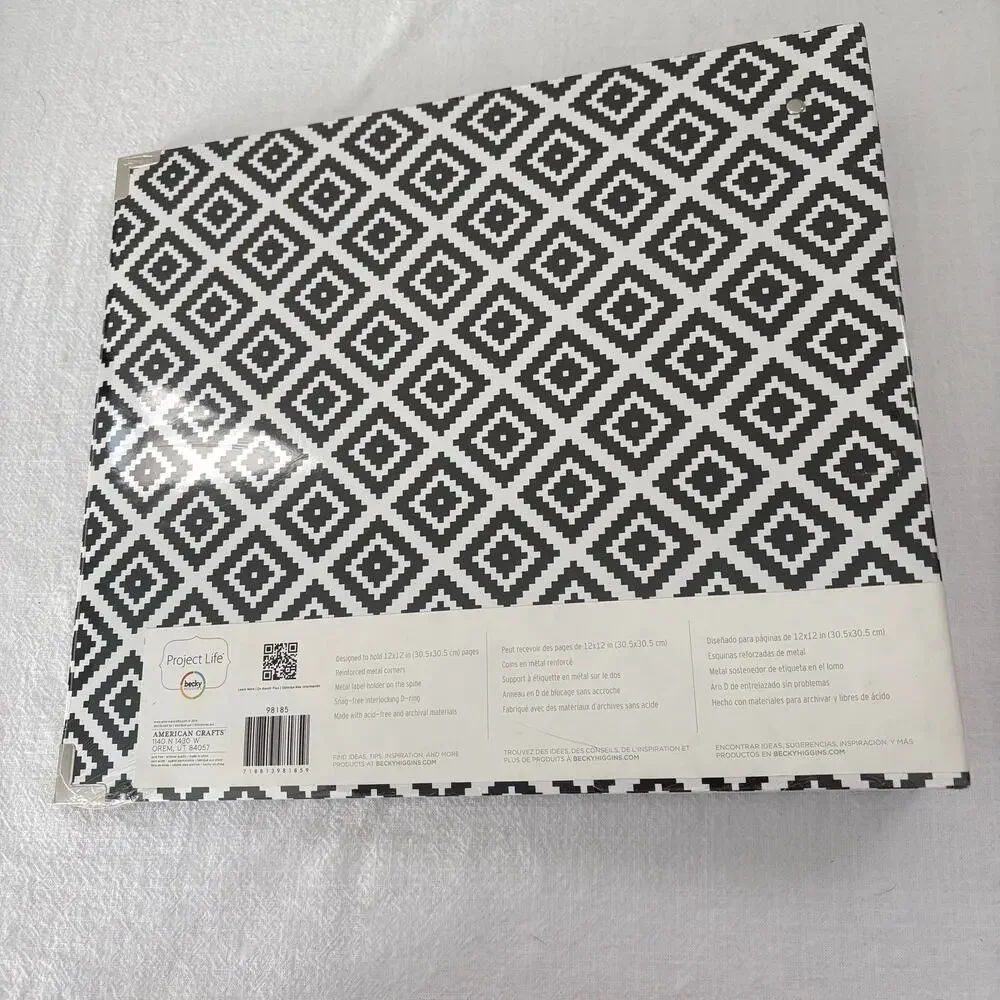 Project Life Heidi Swapp Geometric 12x12 Scrapbook Album D-Ring New Sealed